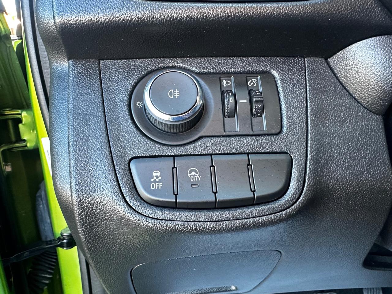 Opel Karl 1.0 75 CV N-Joy OK NEOPATENTATI