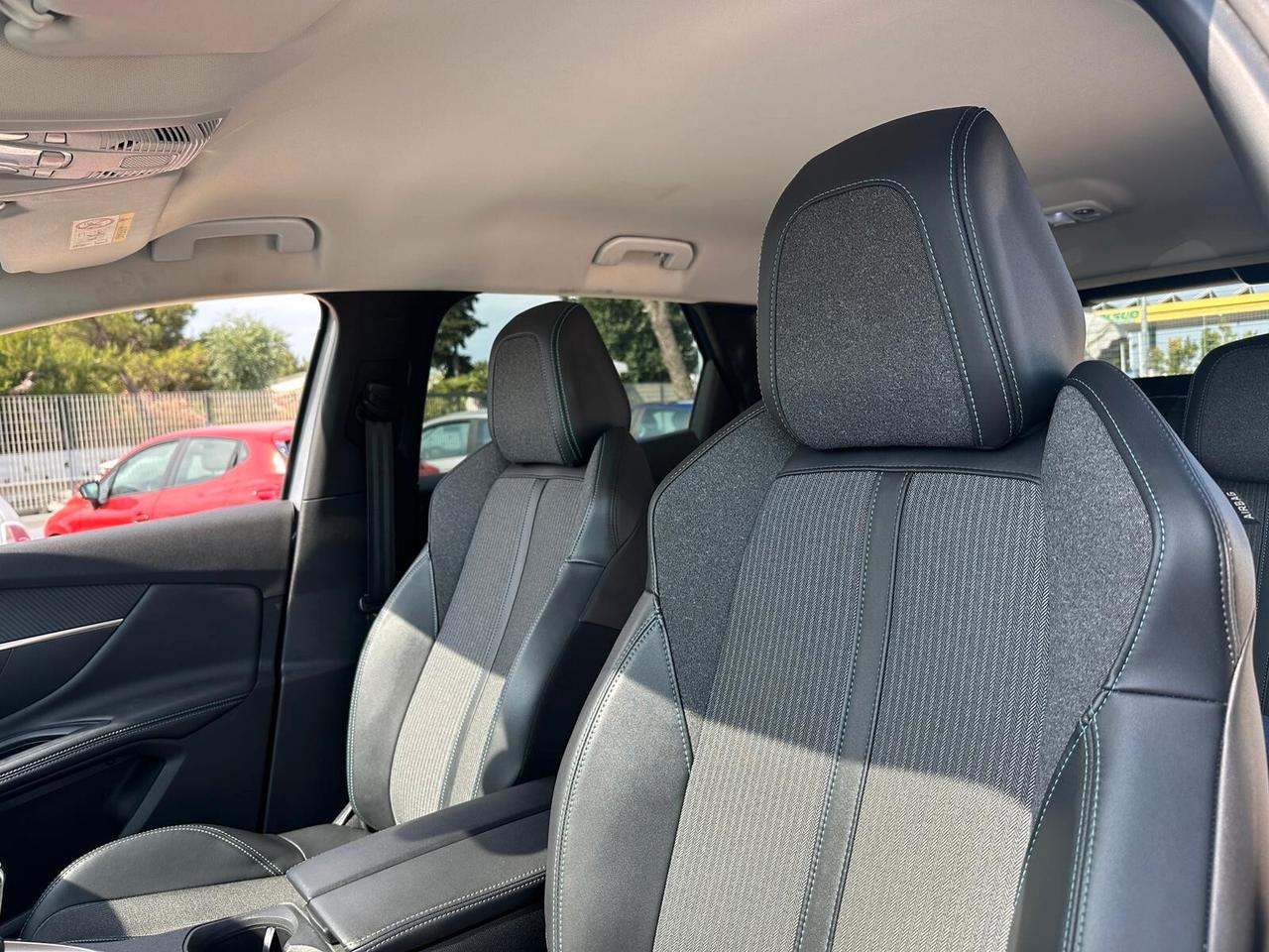 Peugeot 3008 1.5 130CV Allure Pack