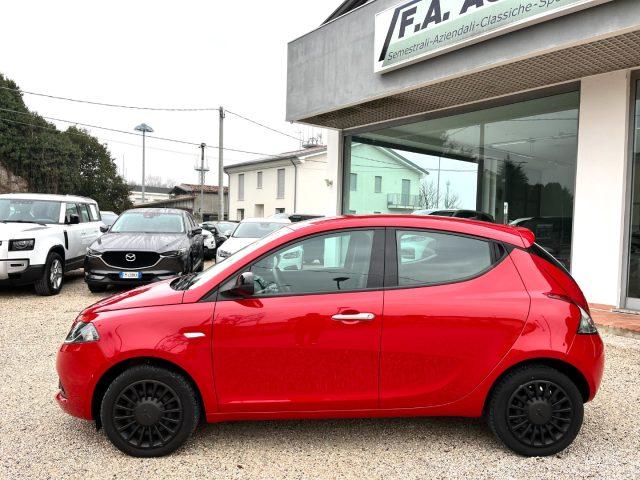 LANCIA Ypsilon 1.0 FireFly 5 porte S&S Hybrid Ecochic Silver MHEV