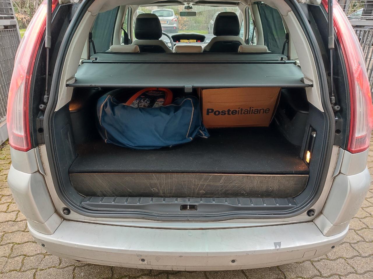 CITROEN C4 GRAND PICASSO A METANO DI CASA ECONOMICA