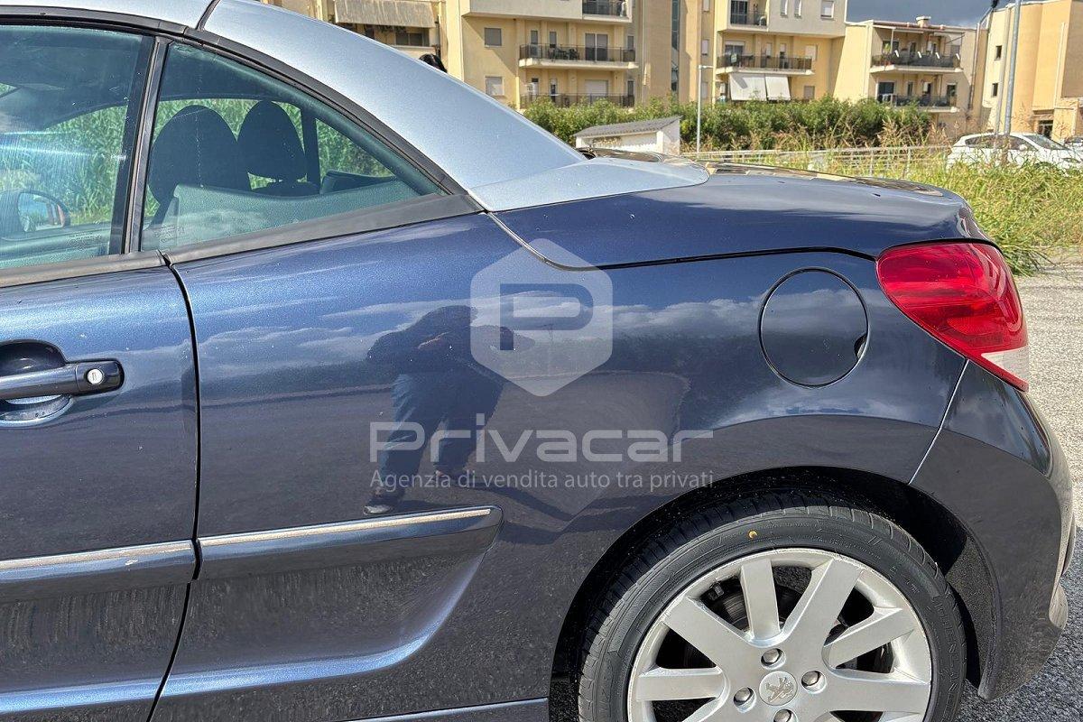 PEUGEOT 207 1.6 8V HDi 112CV CC Allure