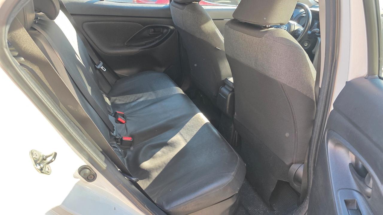 Toyota Yaris Cross 1.5 Hybrid 5p. E-CVT Business