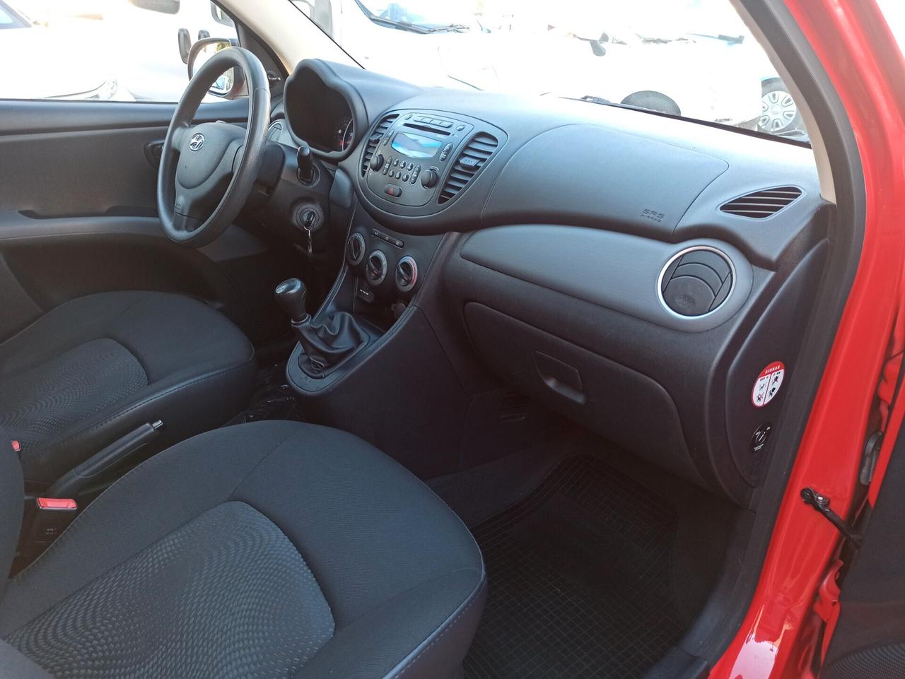 Hyundai i10 1.1 12V BlueDrive GPL Sound Edition