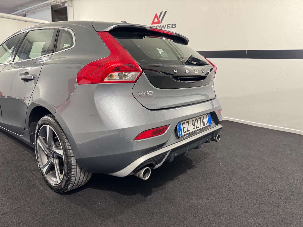Volvo V40 D2 Geartronic R-design TAGLIANDI VOLVO CASAMADRE