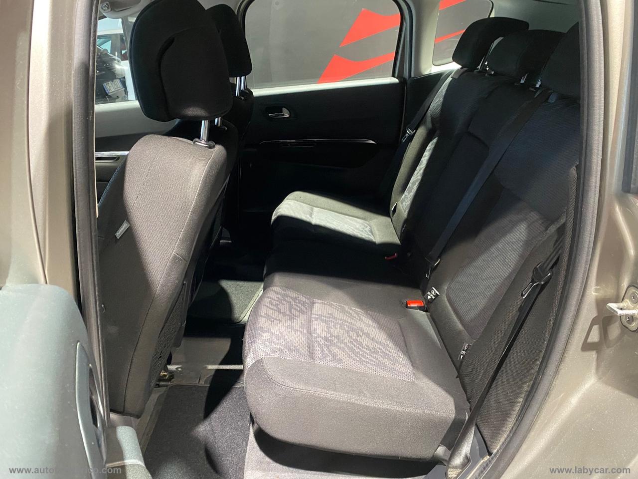 PEUGEOT 3008 1.6 HDi 110 CV AUTOMATICO Premium