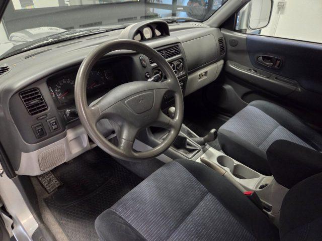 MITSUBISHI Pajero Sport 2.5 TDI cat GLS Autocarro 5 POSTI