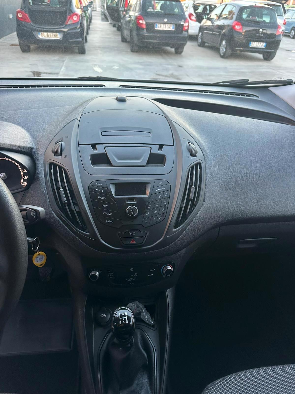 Ford Transit Courier 1.5 TDCi 75CV Van Entry