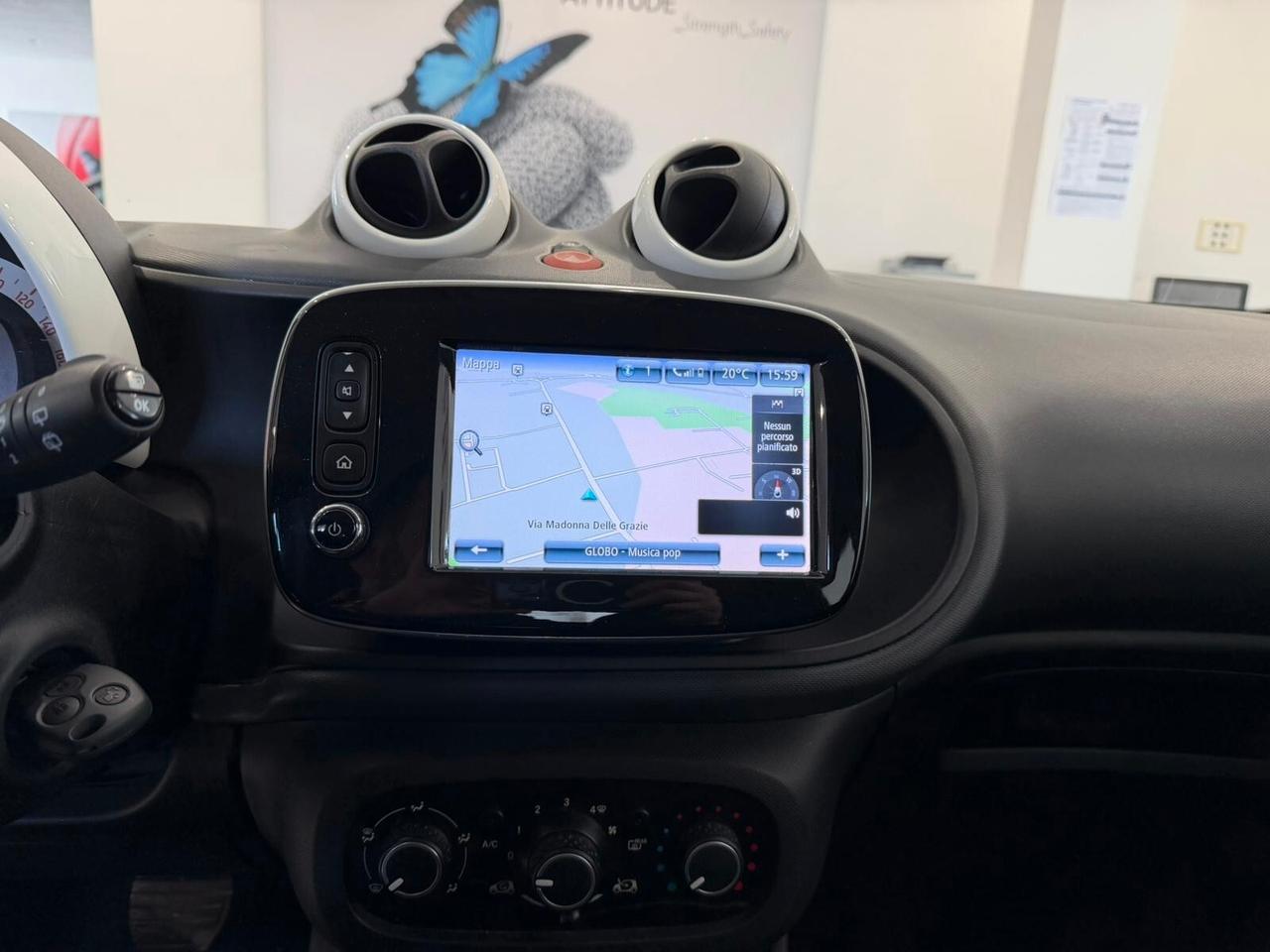 Smart ForFour 70 1.0 twinamic Youngster