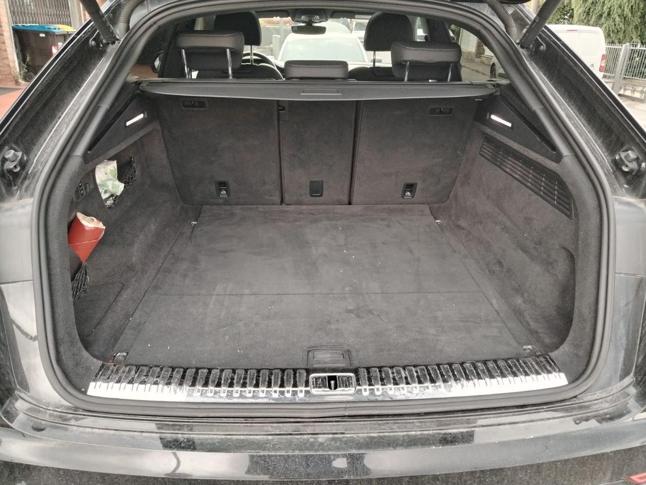 Audi Q8 S Line Sport 3.0 50 TDI MHEV