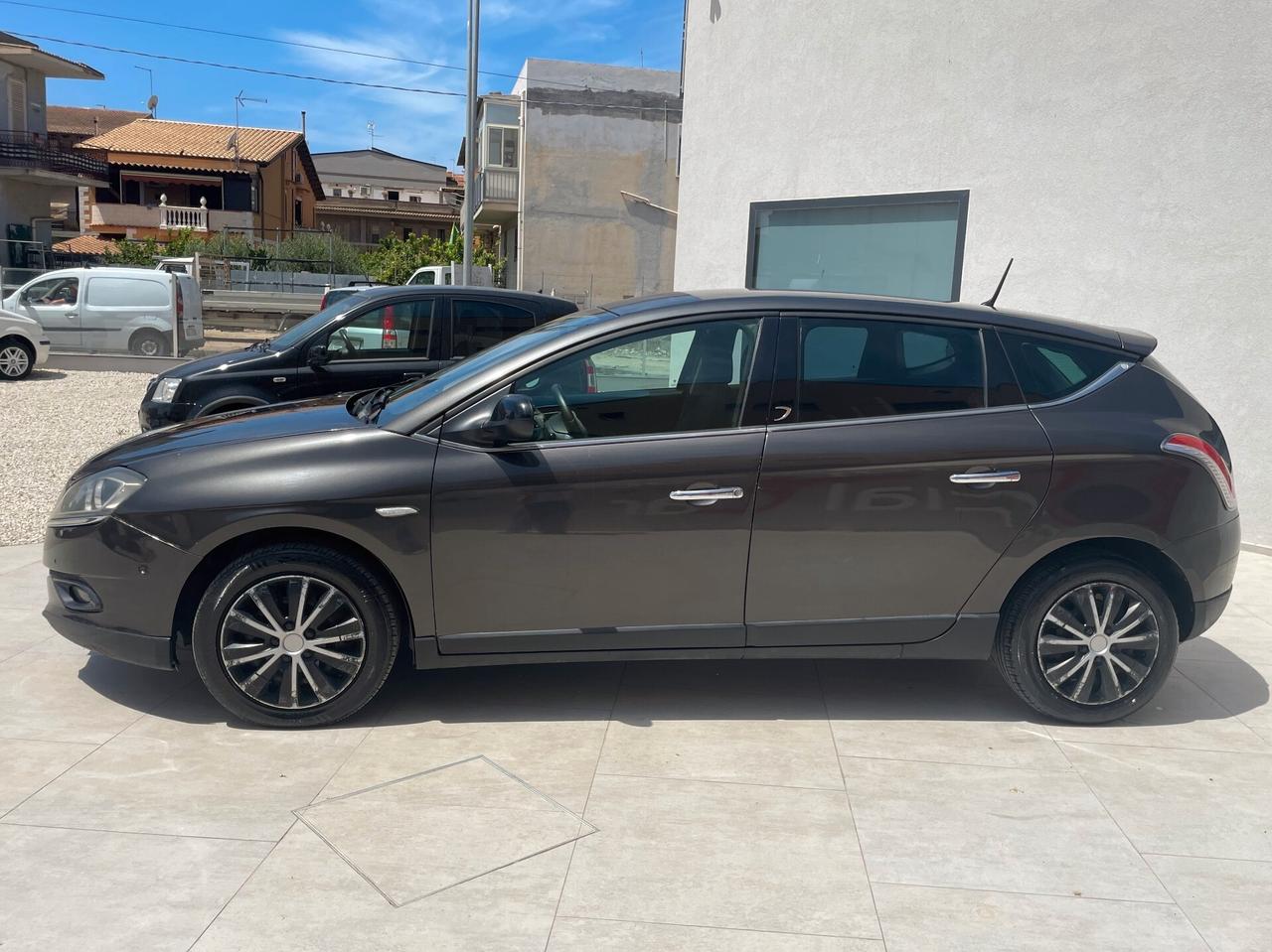 Lancia Delta 2.0 MJT DPF Executive