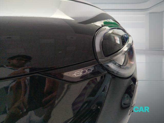FIAT 600 Hybrid 110 CV DCT MHEV Icon