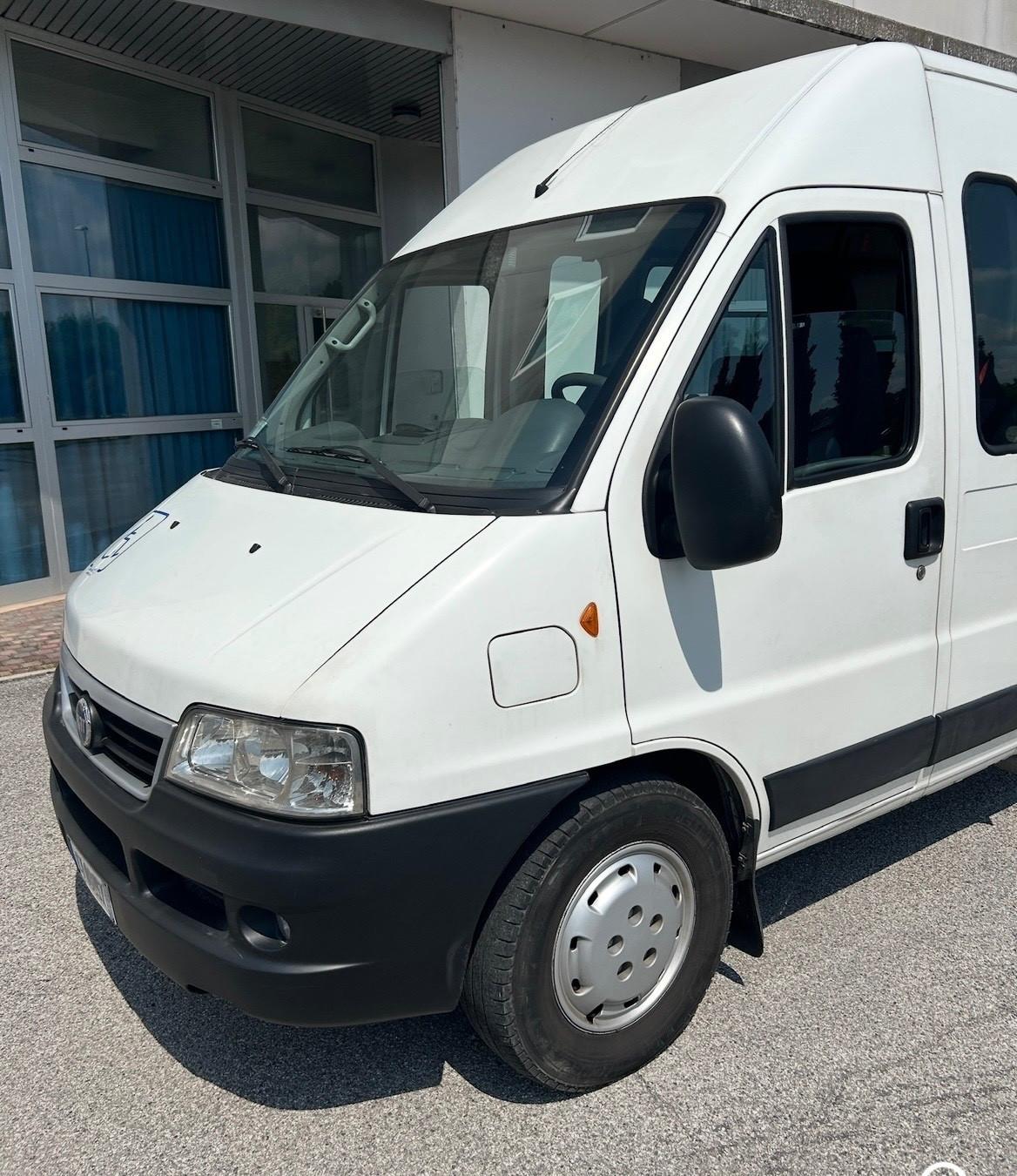 Fiat ducato 9 posti metano