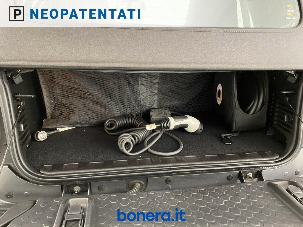 Smart fortwo cabrio 4,6kW EQ suitegrey-grey