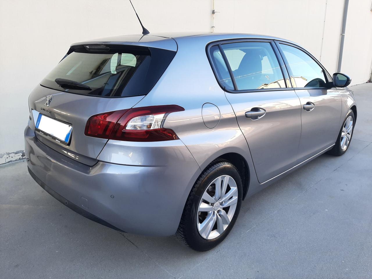 Peugeot 308 1.6 HDI 92cv Business