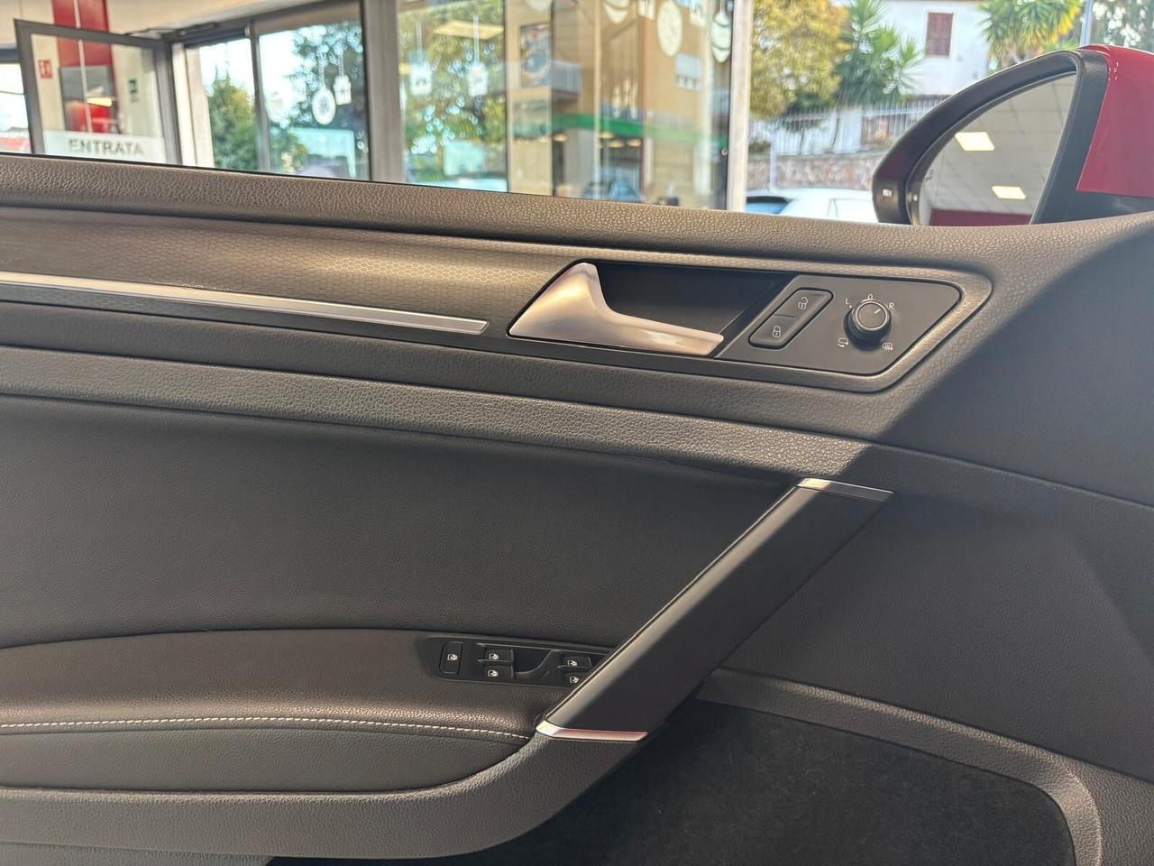 Volkswagen Golf 2.0 TDI DSG 5p. Highline BlueMotion Technology