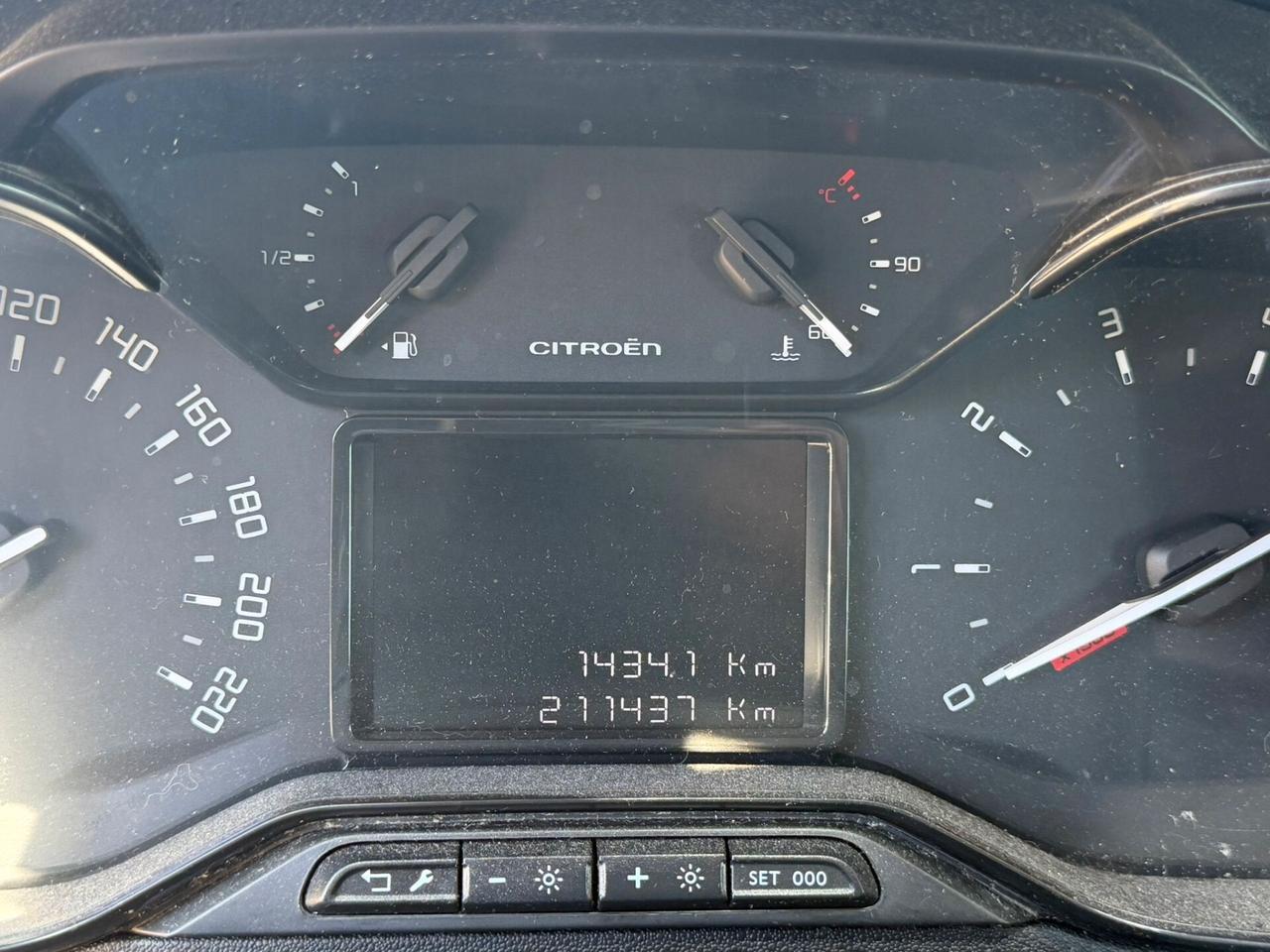 Citroen C3 BlueHDi 100 S&S Van Feel Con Catena Rotta