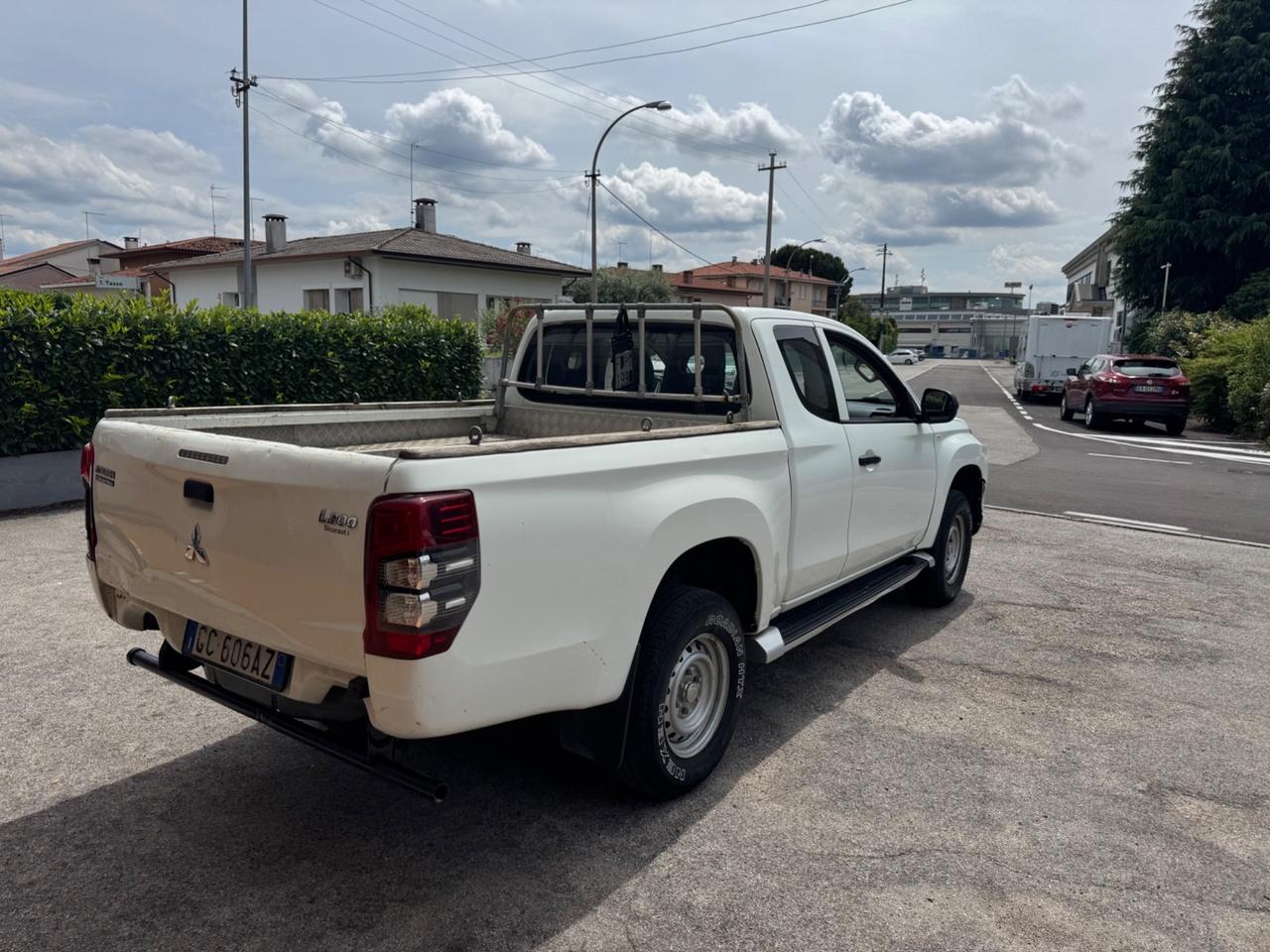 Mitsubishi L200 2.4 DI-D/154CV Double Cab Invite