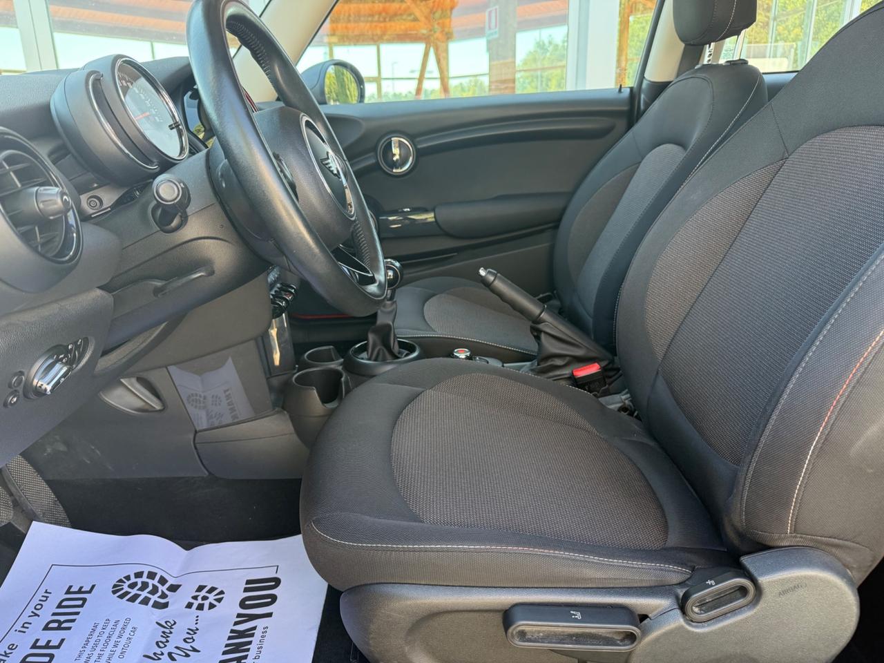 Mini 1.5 One 75 CV // Neopatentati // Perfetta