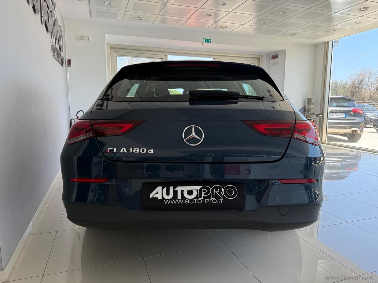 MERCEDES-BENZ CLA 180 d Aut. Shooting Brake Business