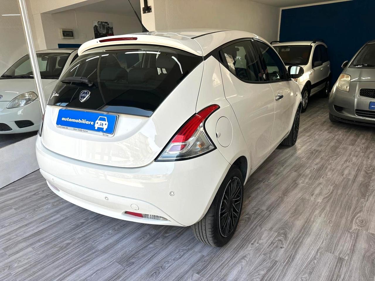 Lancia Ypsilon 1.2 69 CV 5 porte GPL Ecochic Gold