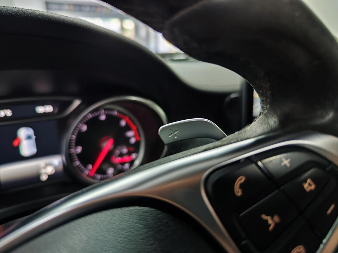 Mercedes-benz GLA 200 d Automatic Premium Tetto
