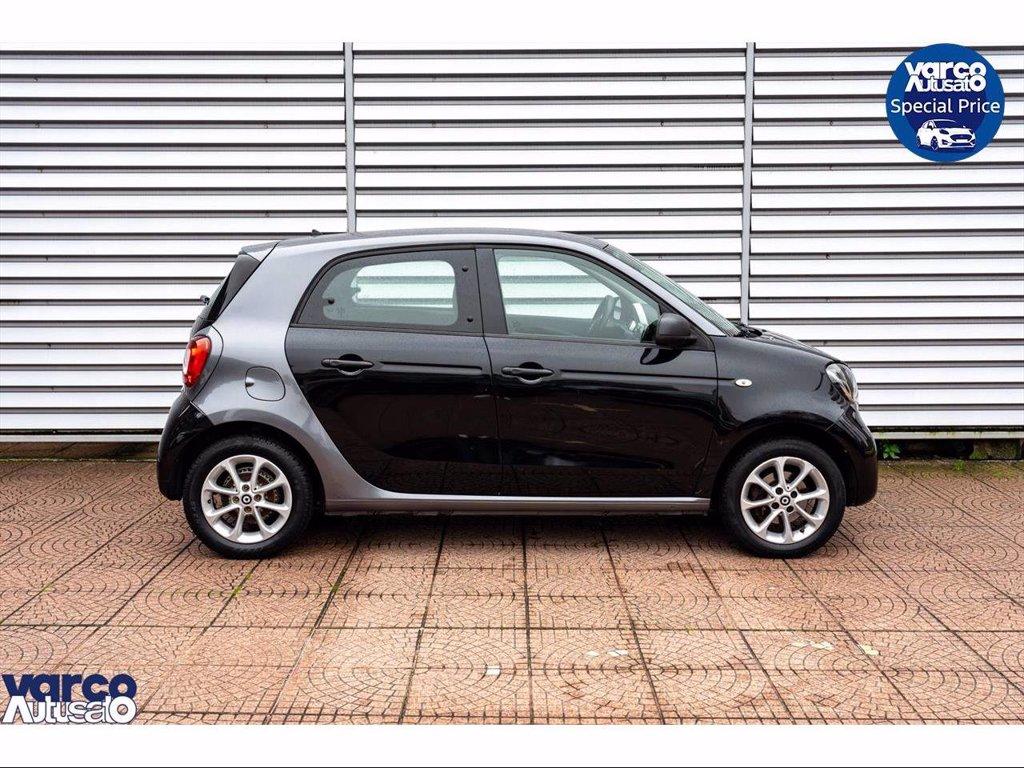 SMART Forfour 1.0 youngster 71cv my18 del 2018