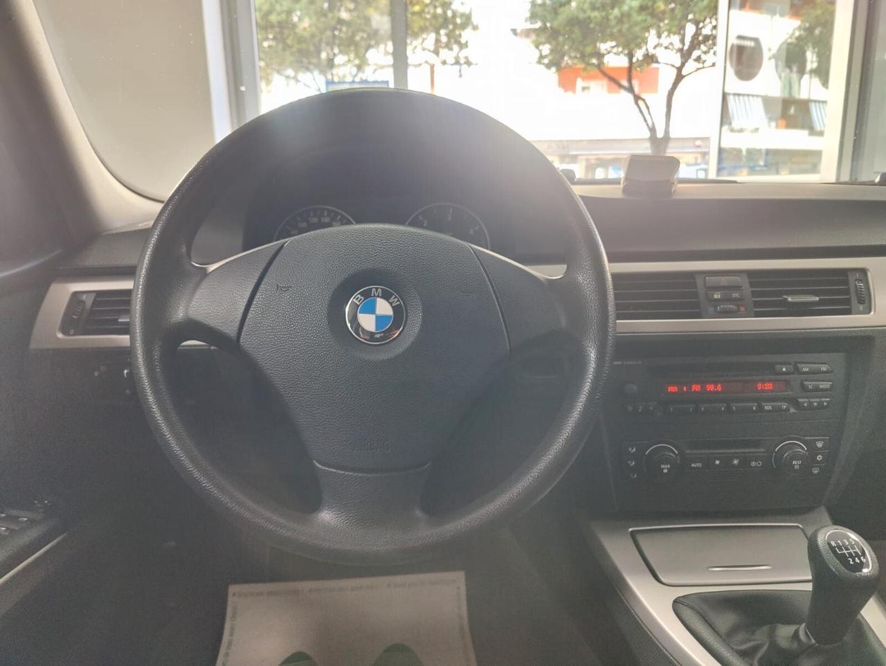 Bmw 320d berlina 3 volumi