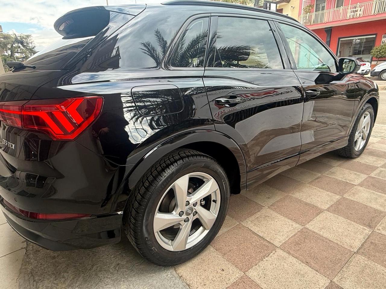 Audi Q3 35 TDI S tronic line edition