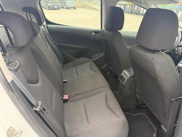 PEUGEOT 308 1.6 8V e-HDi 112CV Stop&Start robotiz. 5p. Active