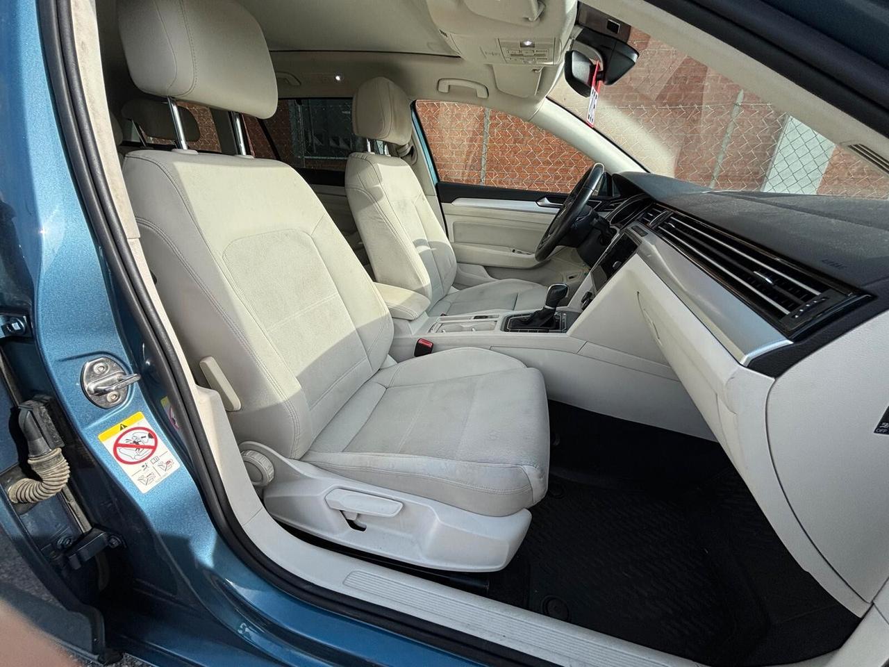 Volkswagen Passat 1.6 TDI 120CV TETTO APRIBILE