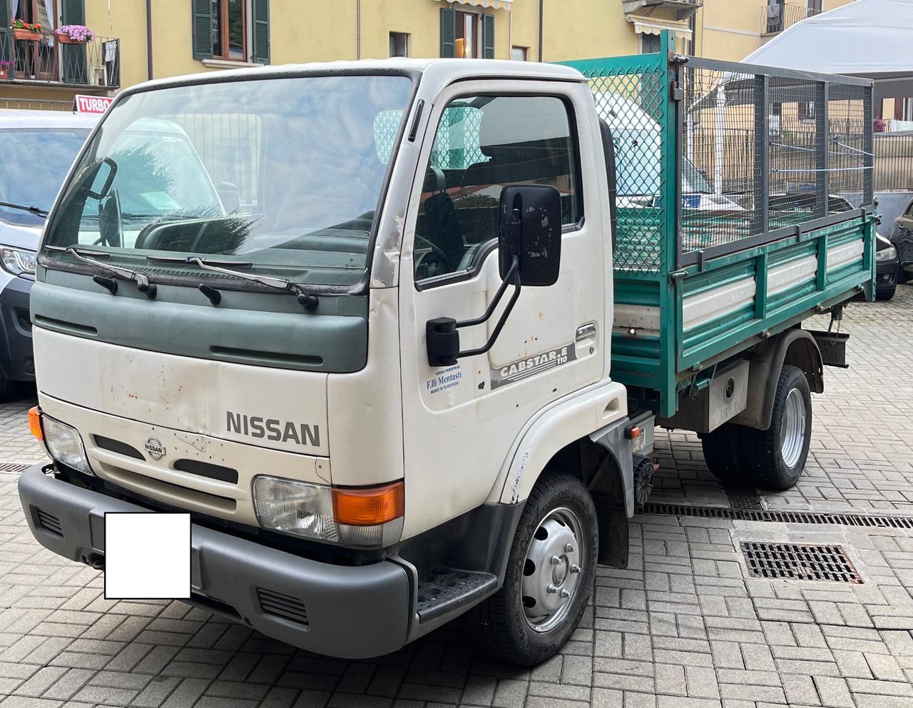 NISSAN CABSTAR 3.0 TDi - AUTOCARRO 3 POSTI - CASSONE RIBALTABILE TRILATERALE - PORTATA 1.300 KG