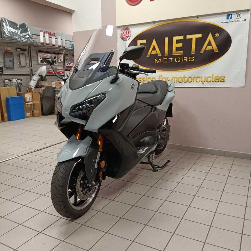 Yamaha T-Max 560 Tech Max - 2025