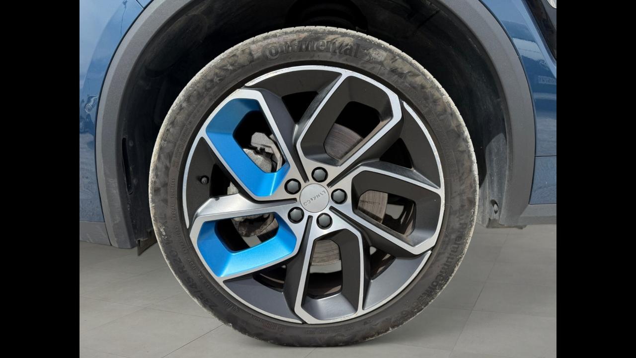 Lynk & Co 01 - 01 1.5 td phev auto