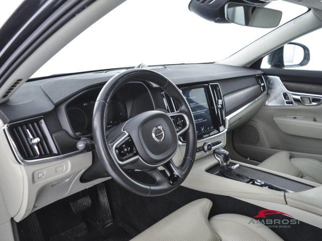 VOLVO V90 Cross Country D5 AWD Geartronic Pro