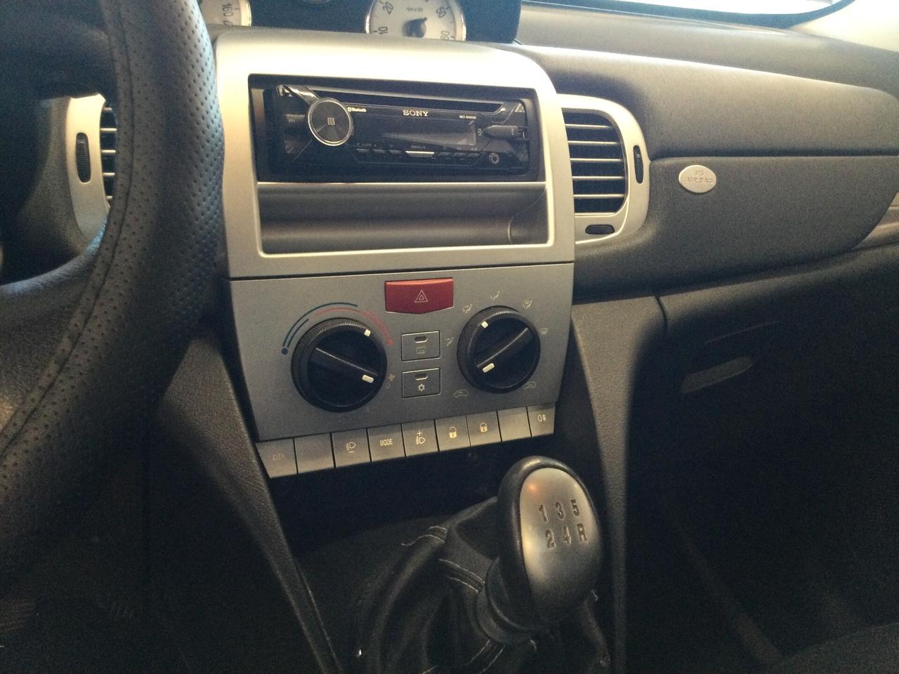 Lancia Ypsilon 1.2 69 CV Argento