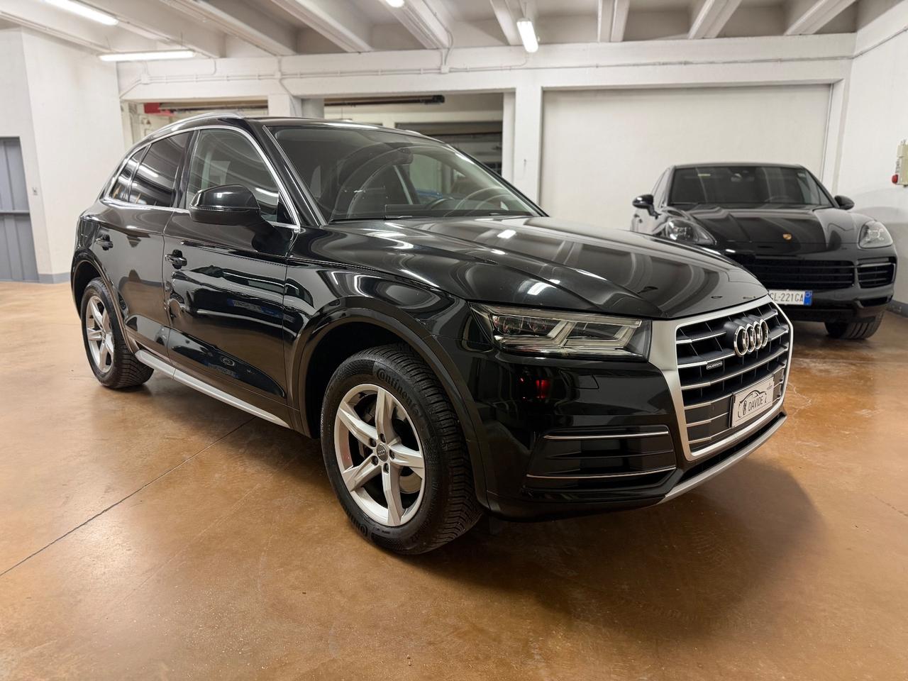 Audi Q5 40 TDI quattro S tronic Business Sport
