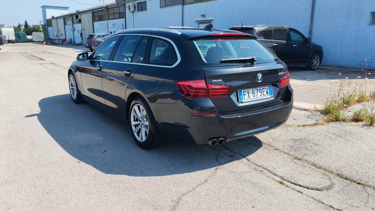Bmw 520 520d xDrive Luxury