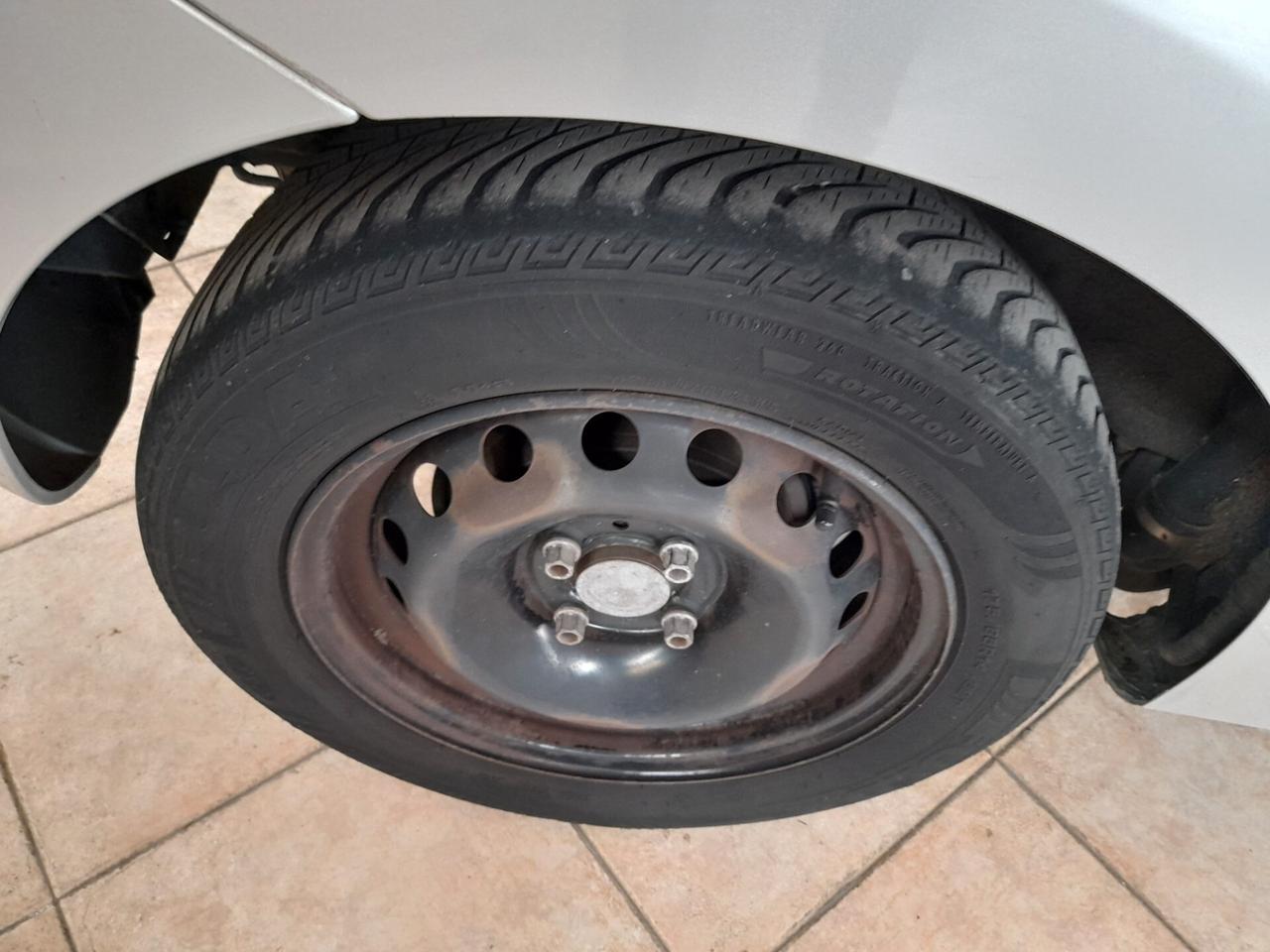 Renault Twingo 1.2 16V Live