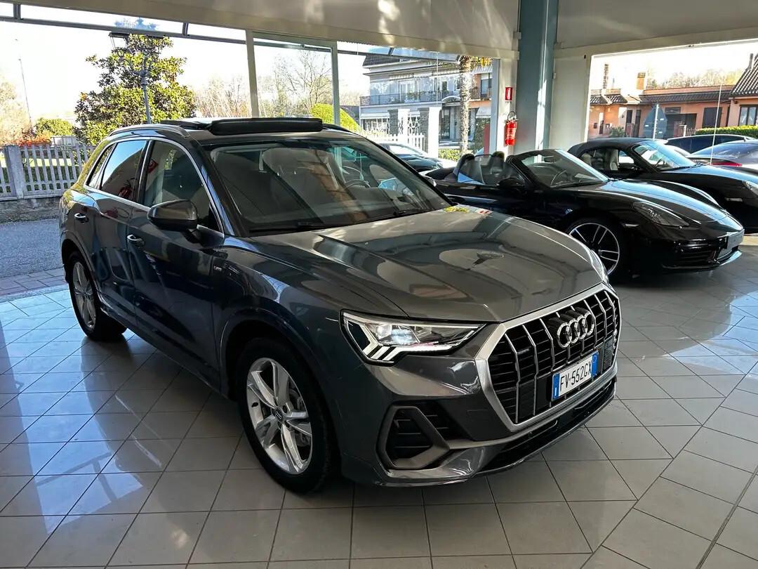 Audi Q3 40 TFSI quattro S tronic S line edition