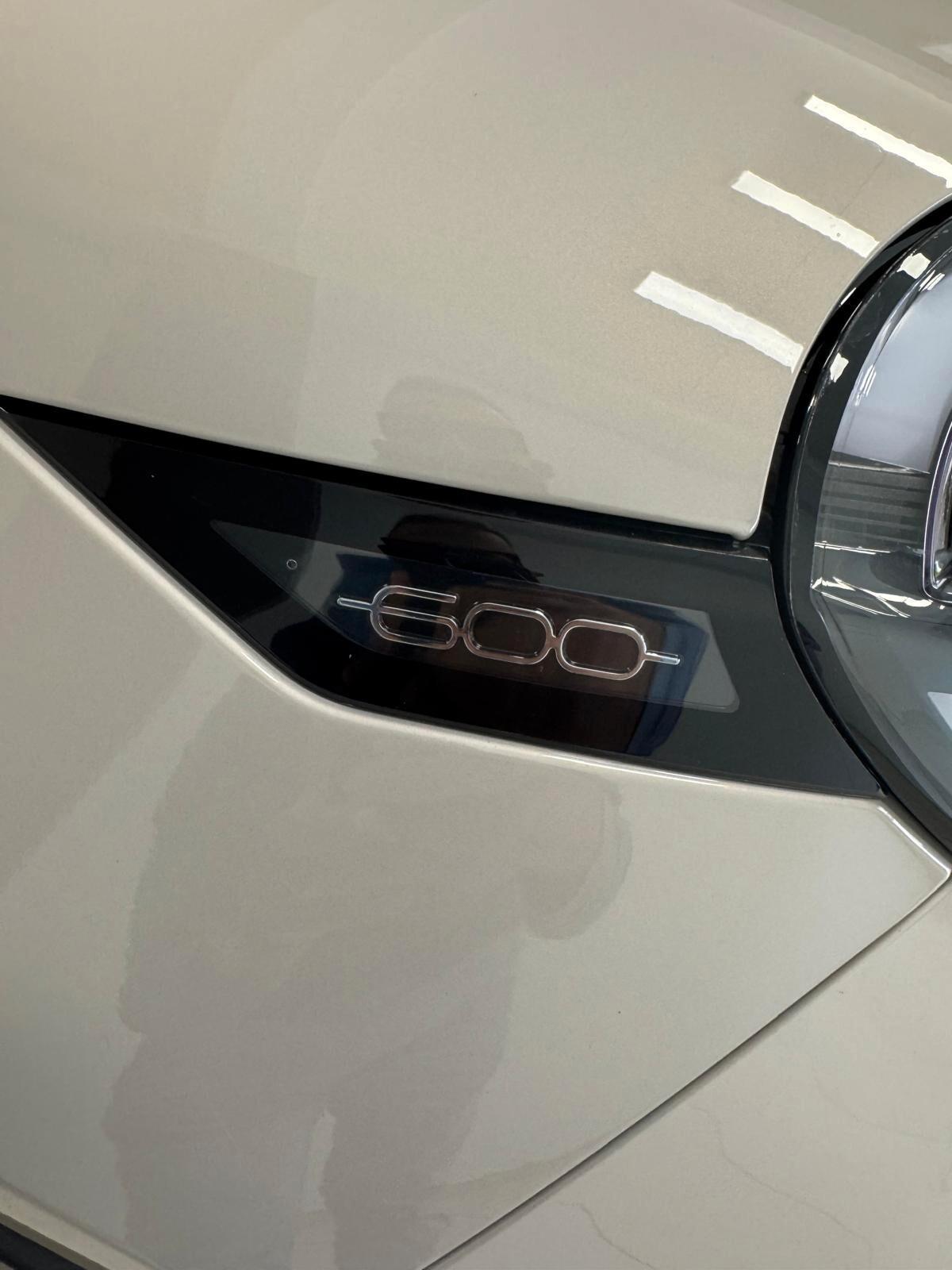 Fiat 600 Hybrid 100 CV DCT MHEV