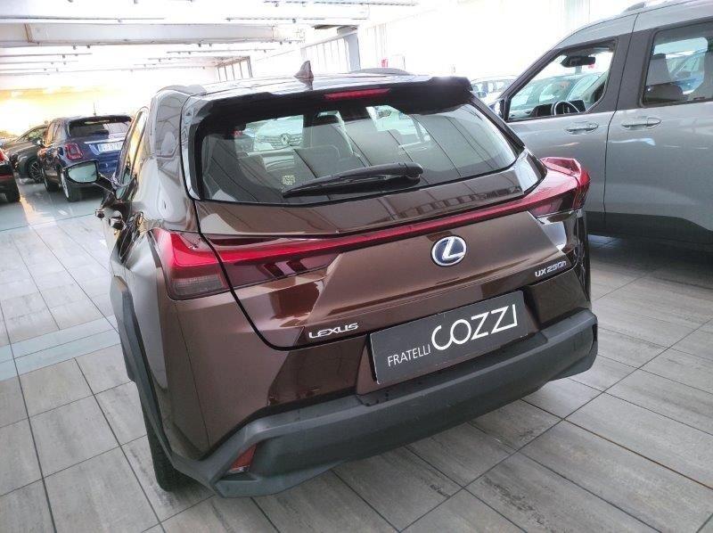 Lexus UX Hybrid Business