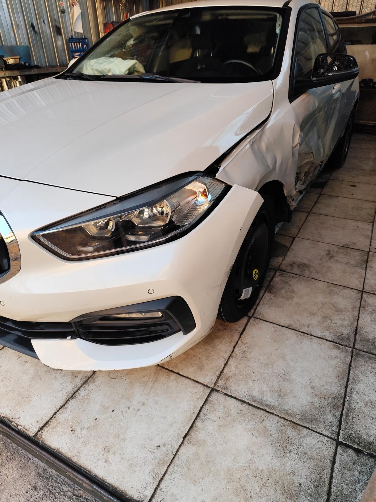 Bmw 116 116d 5p. Advantage