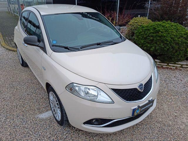 LANCIA Ypsilon 1.2 69 CV 5 porte GPL Ecochic Silver