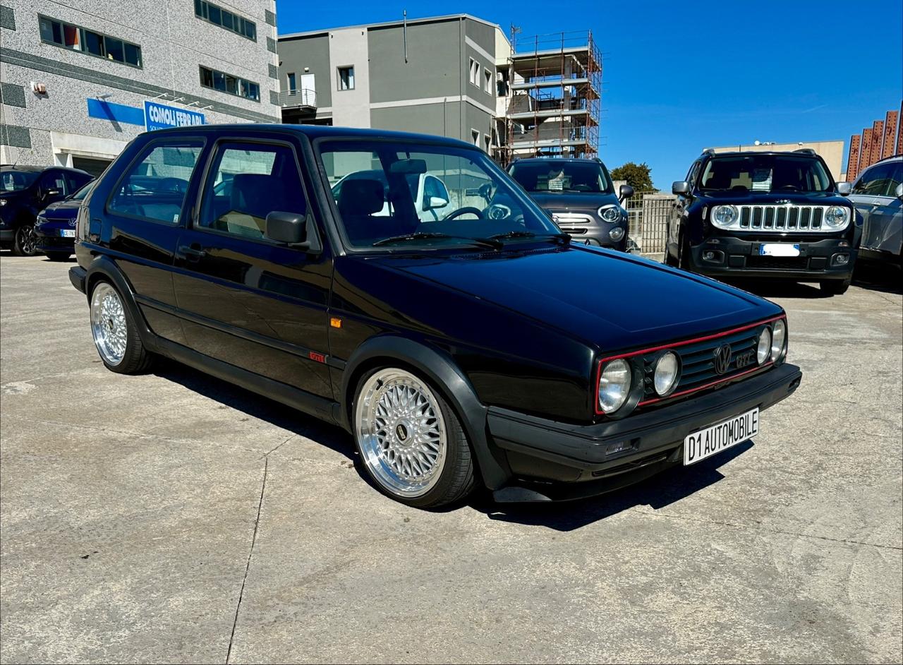 Volkswagen Golf GTI 1800 3 porte 8V