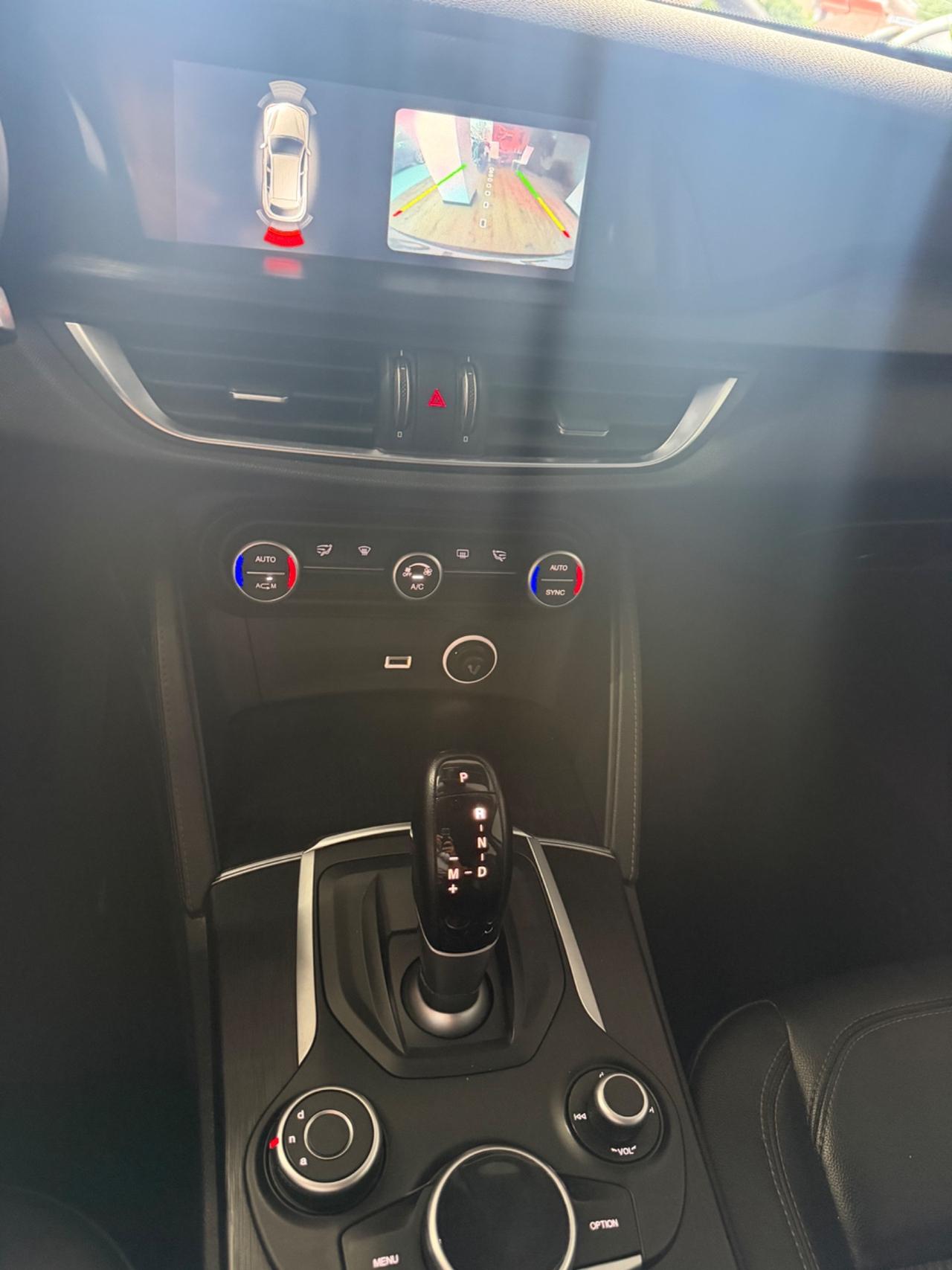 Alfa Romeo Stelvio 2.2 Turbodiesel 210 CV AT8 Q4 Business