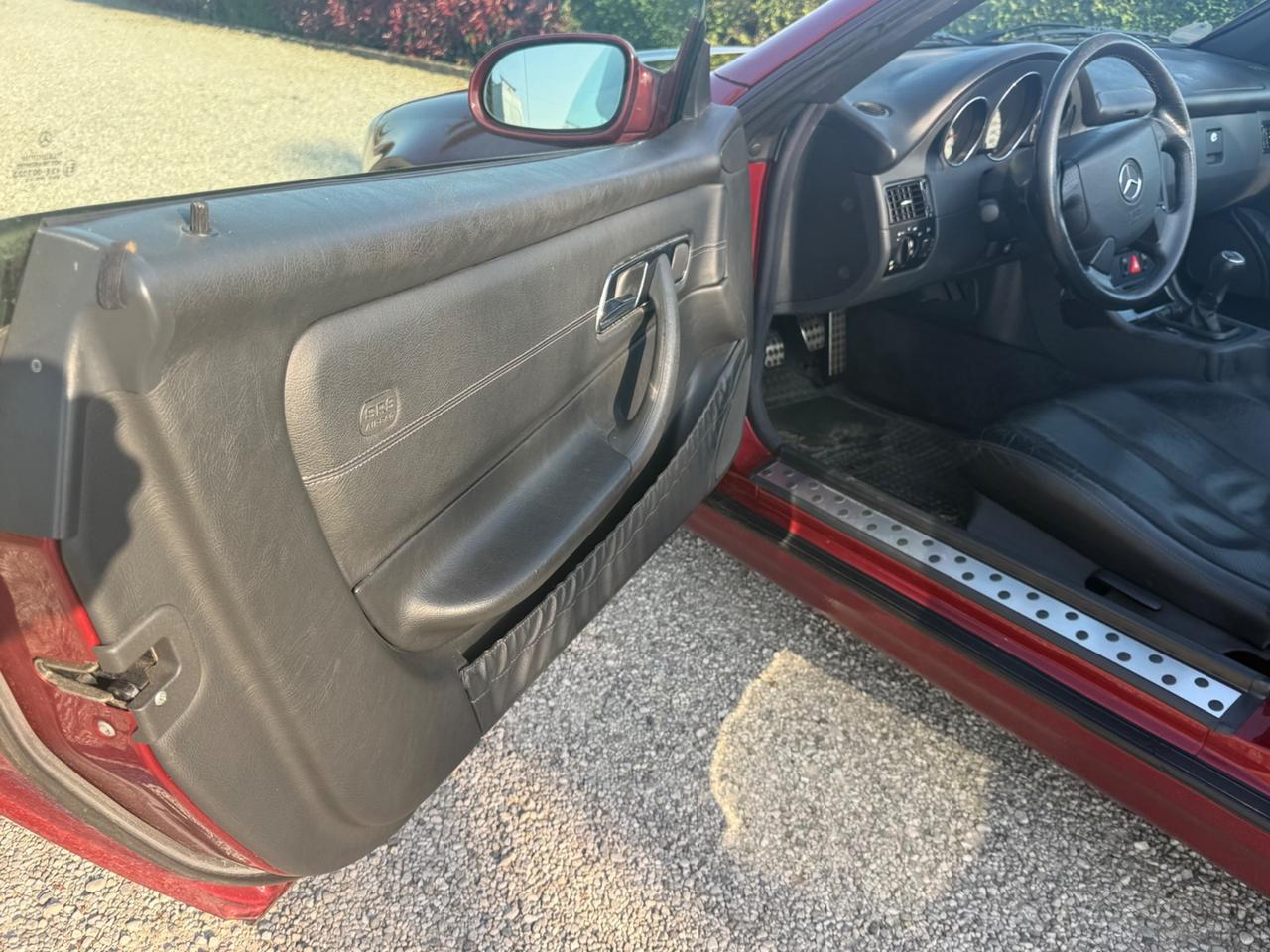 Mercedes-benz SLK 200 cat