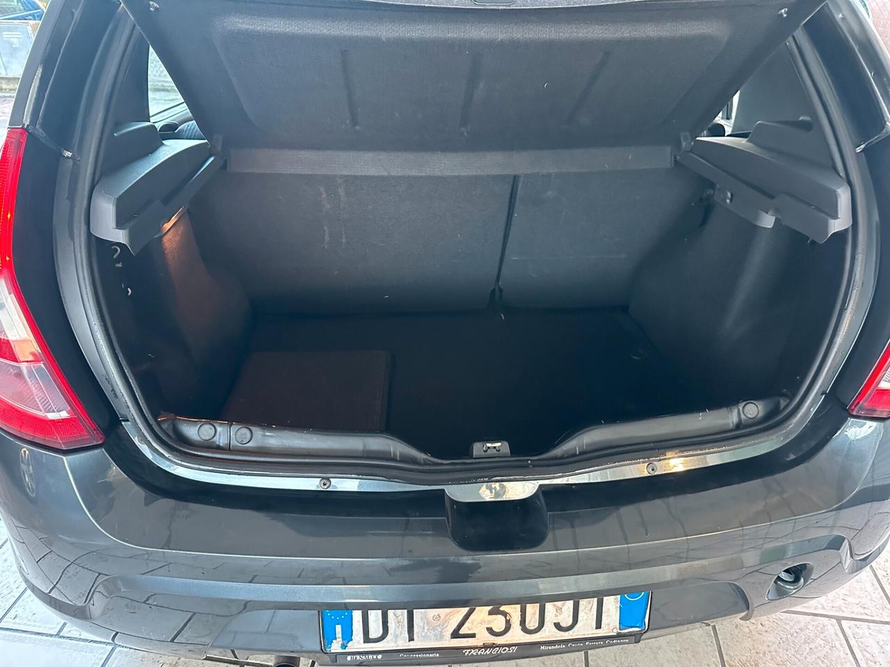 Dacia Sandero 1.4 GPL (12 RATE)