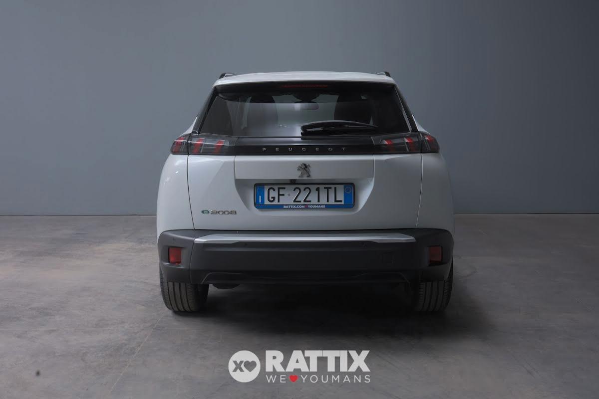 Peugeot e-2008 motore elettrico 100kW Allure Pack