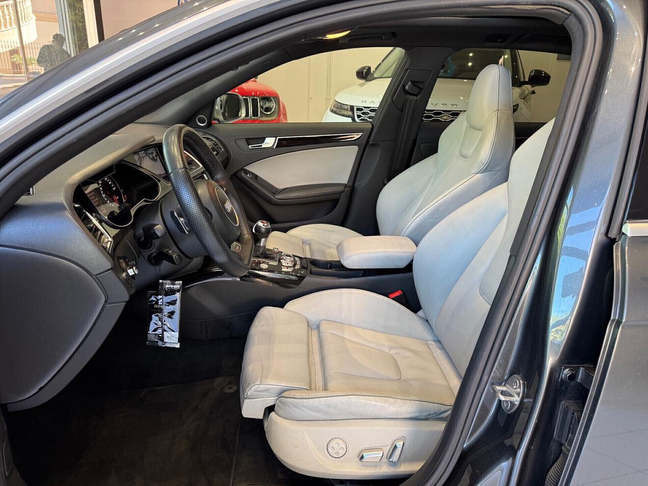 Audi RS4 Avant 4.2 V8 FSI quattro S tronic “TETTO”