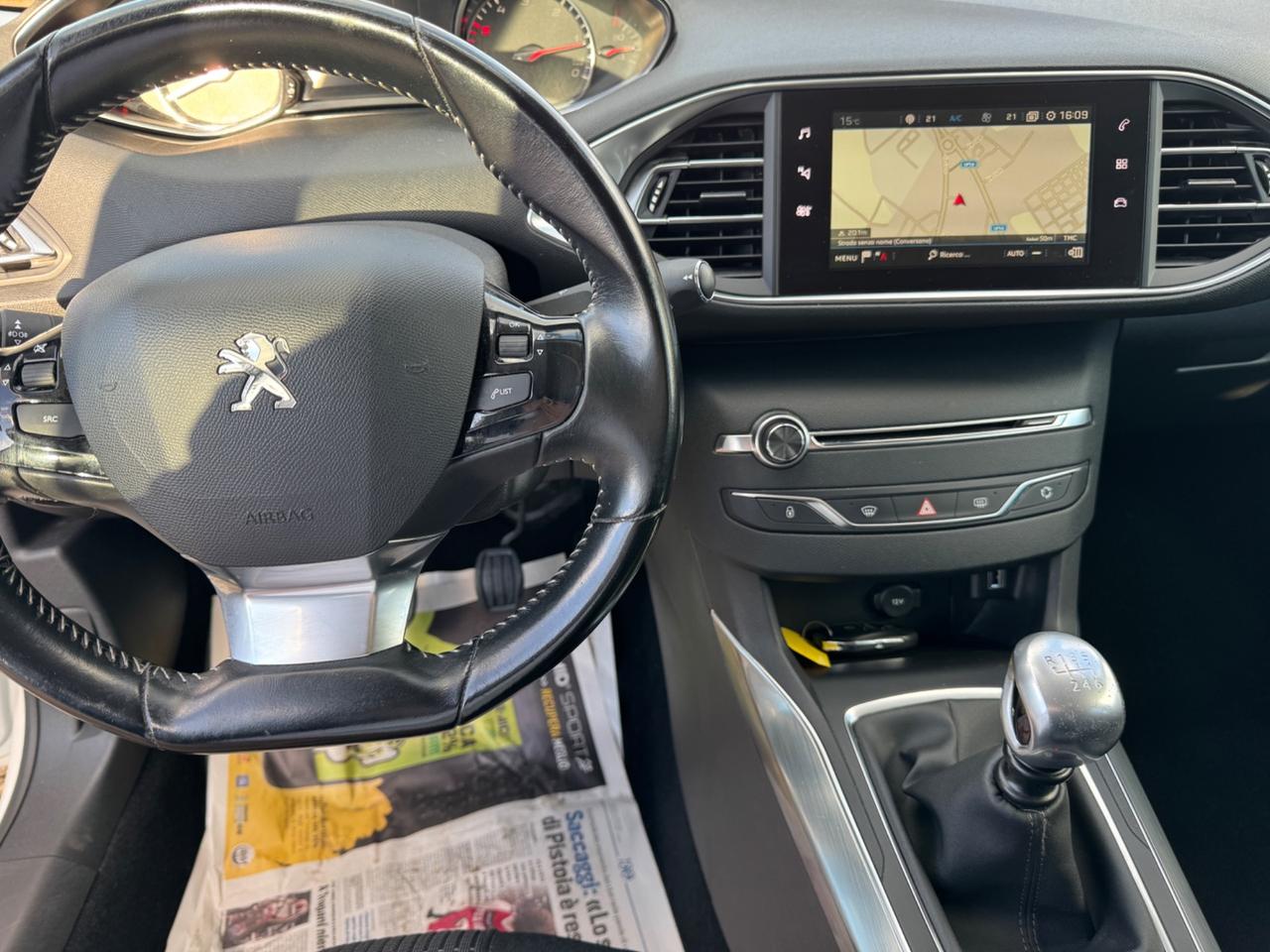 Peugeot 308 BlueHDi 130 S&S SW Allure